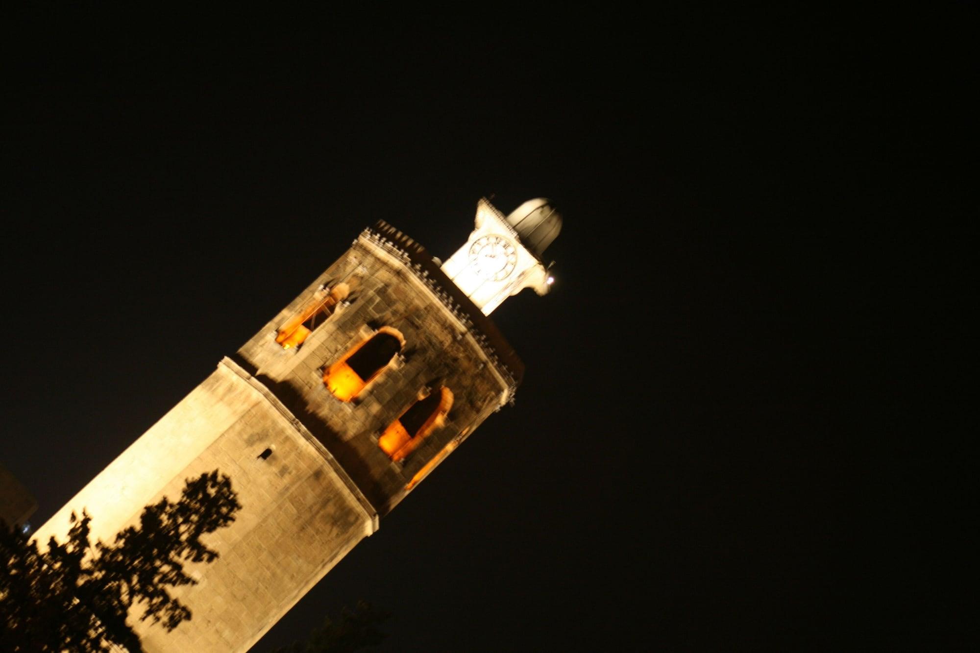 Varios Tessera Hotel