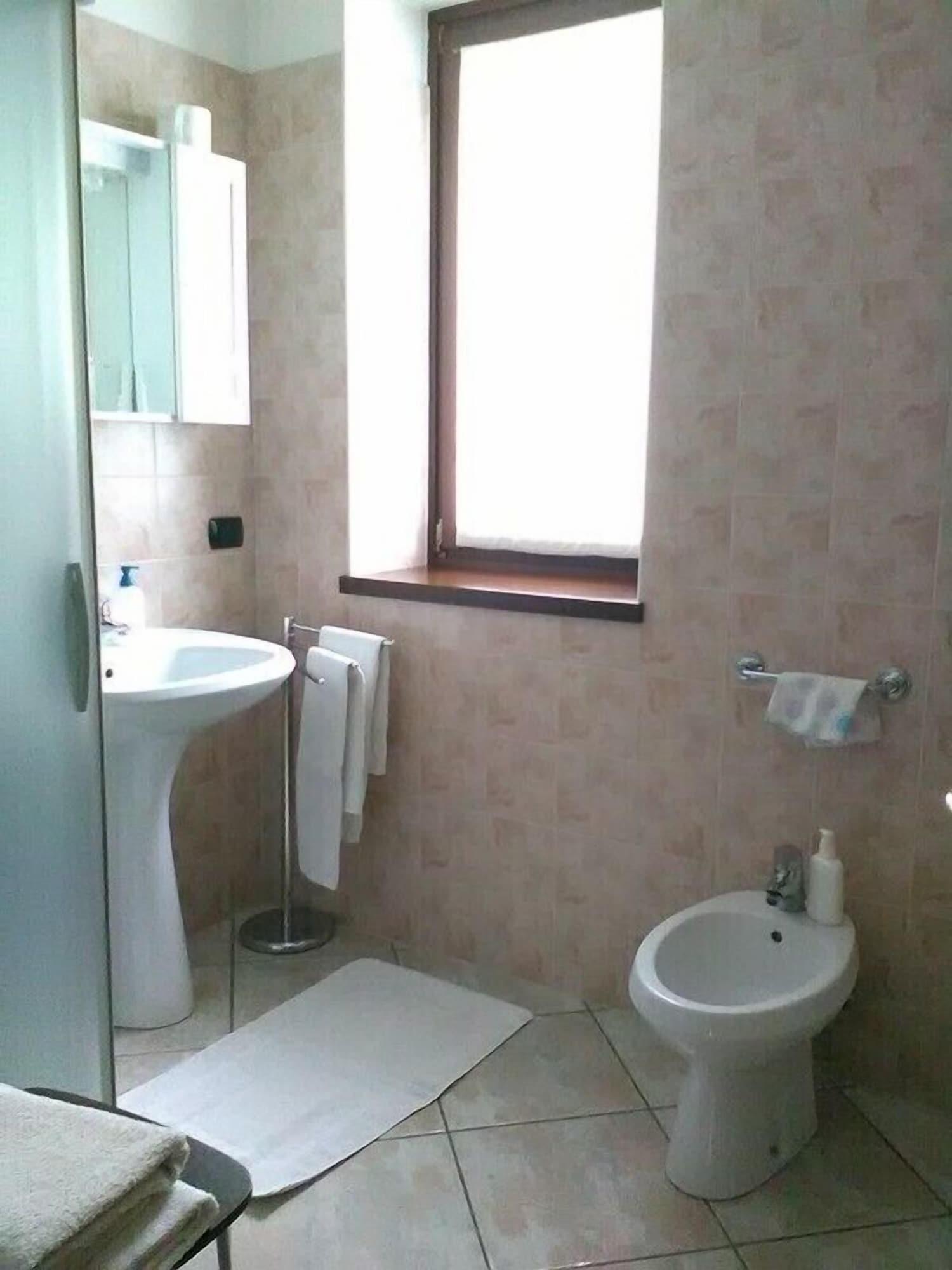 Equipamiento de Habitación B&B Carunei