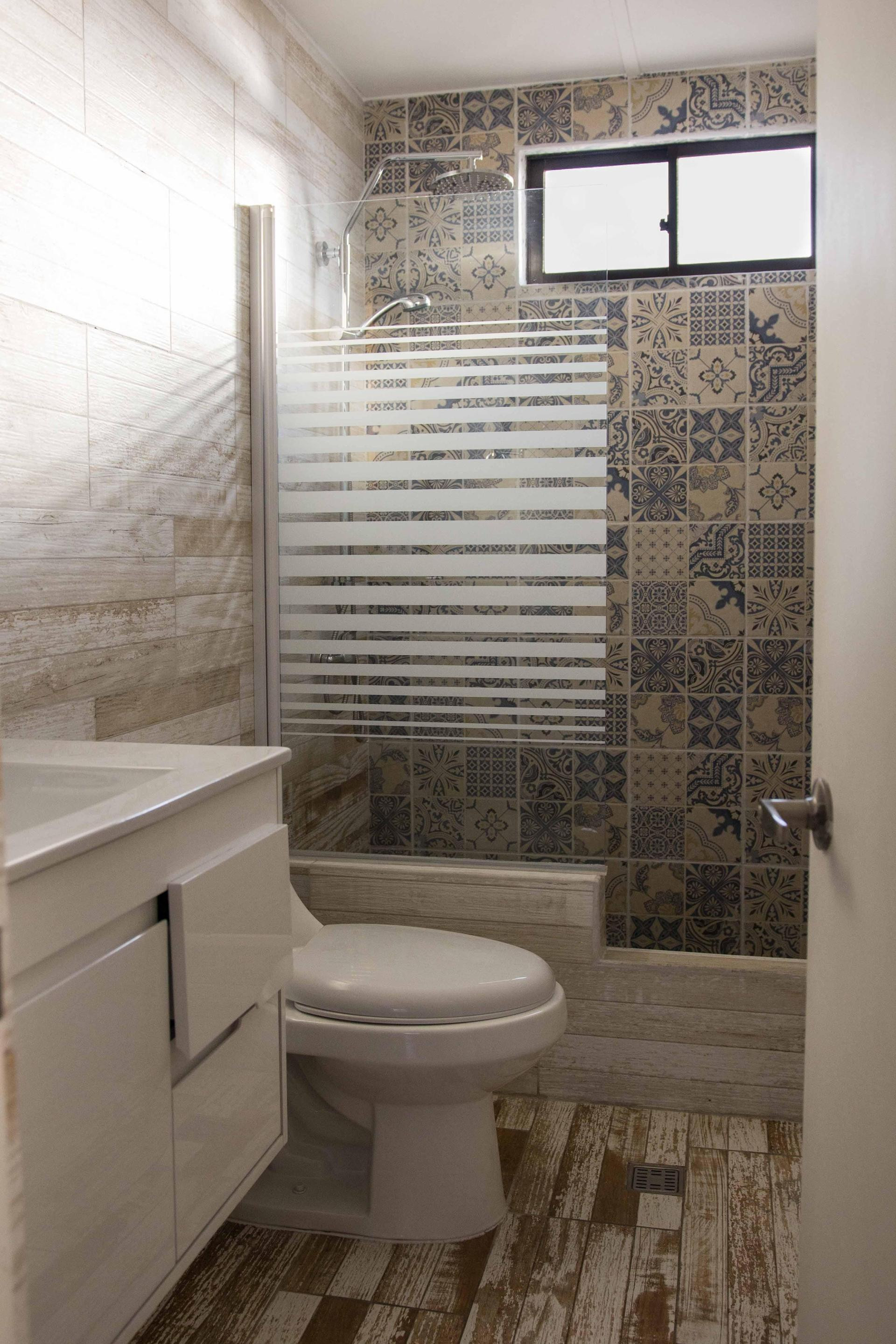 Baño Amable Hotel Avenida