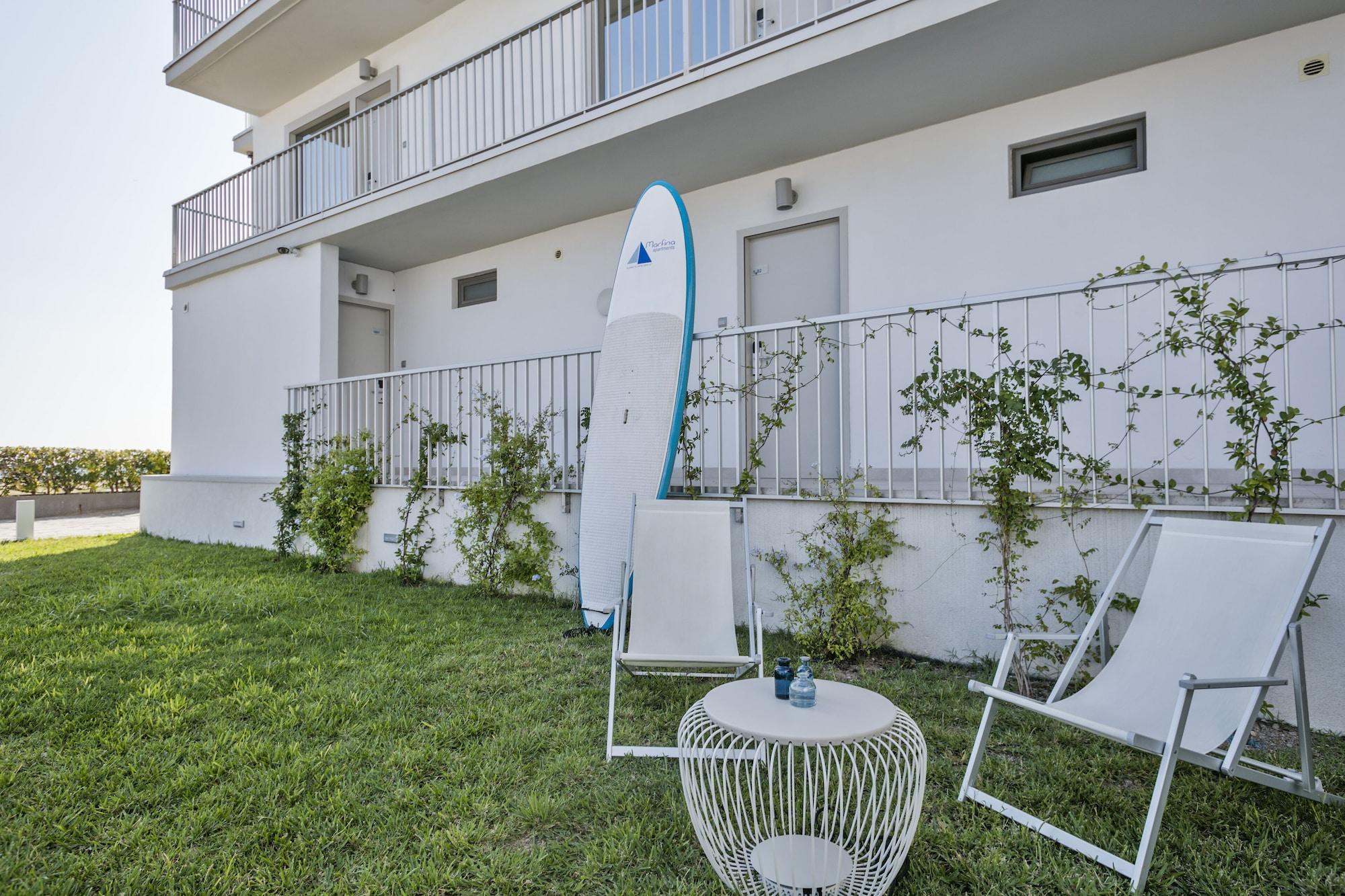 Vista Exterior Apartaments Marfina