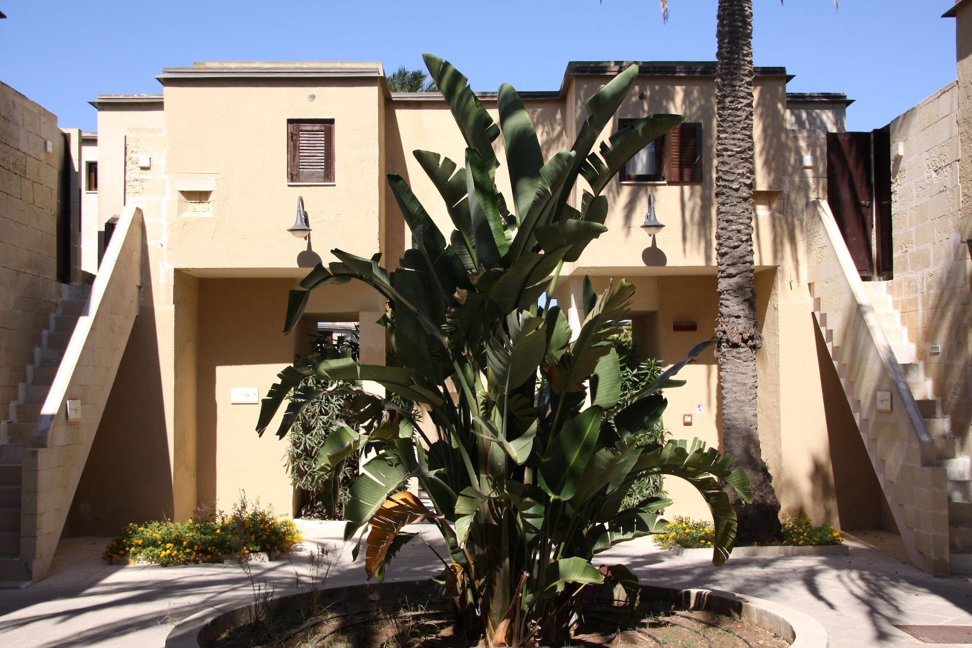 Vista Exterior Le Cale d'Otranto Beach Resort