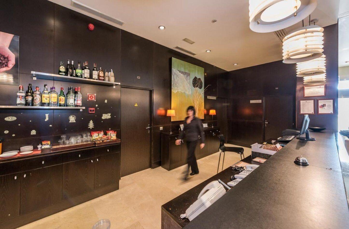 Bar/Salón Hotel Mercader