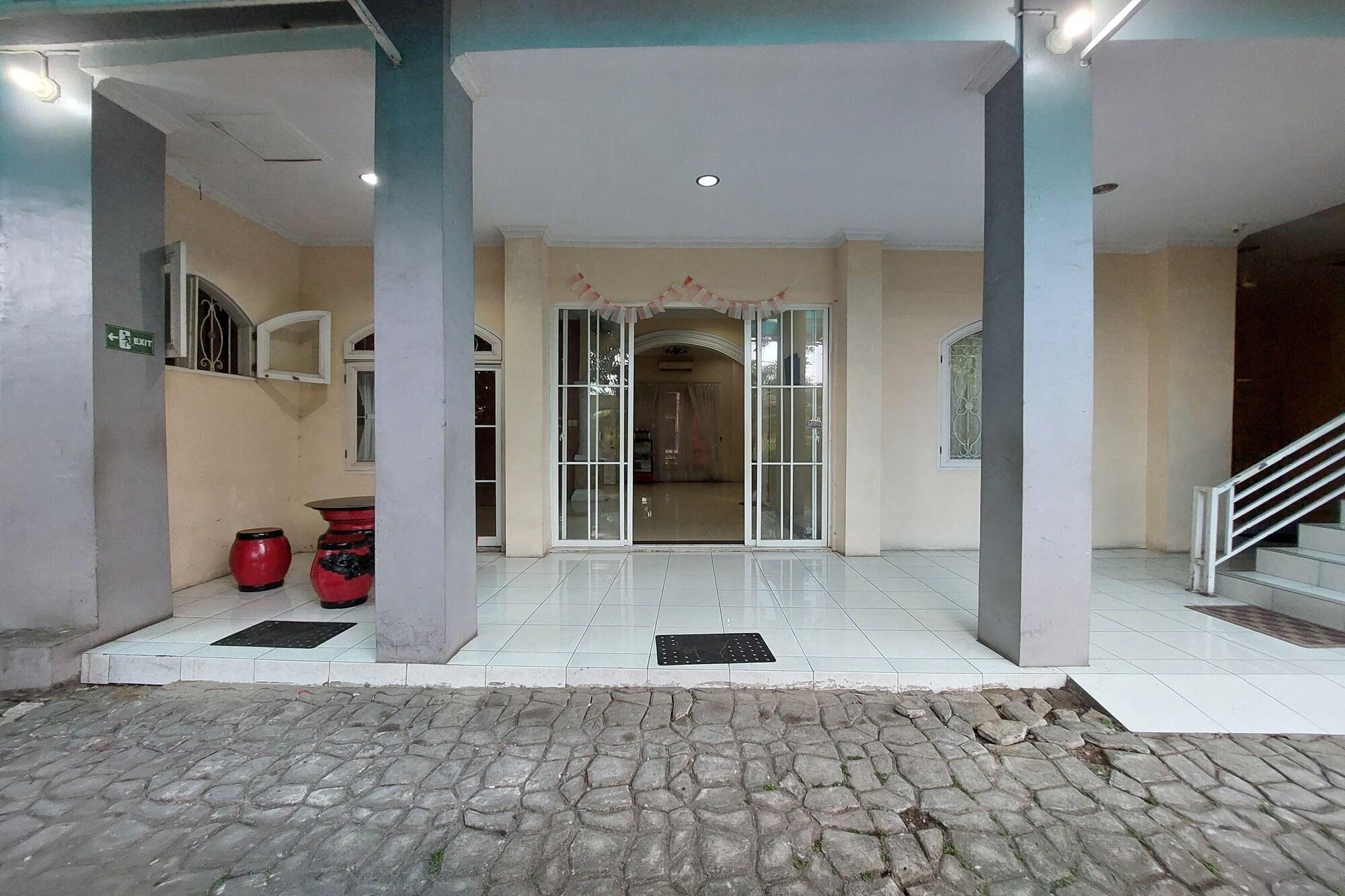 Vista Exterior R Residence