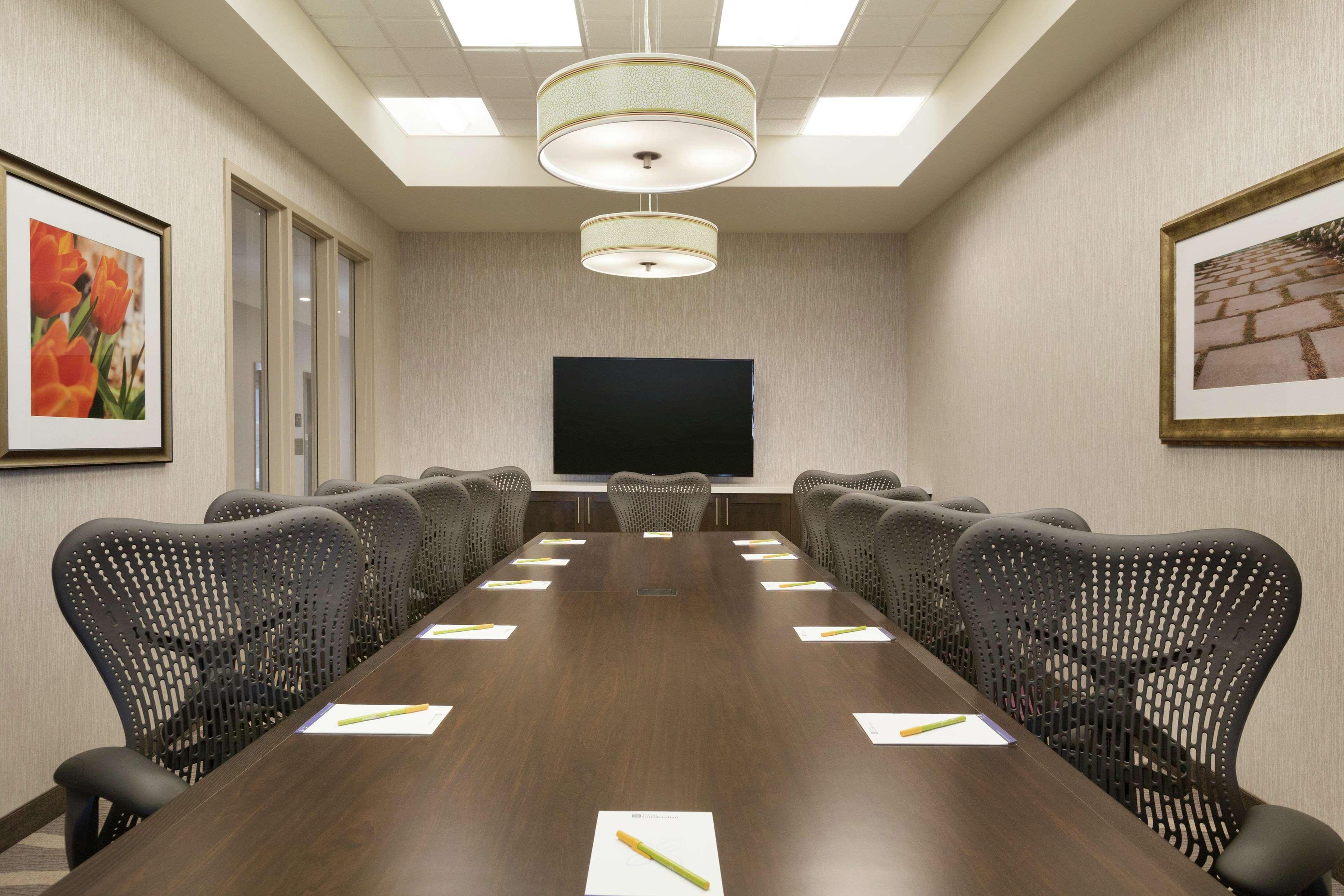 Centro de Negocios Hilton Garden Inn Pittsburgh Airport South-Robins