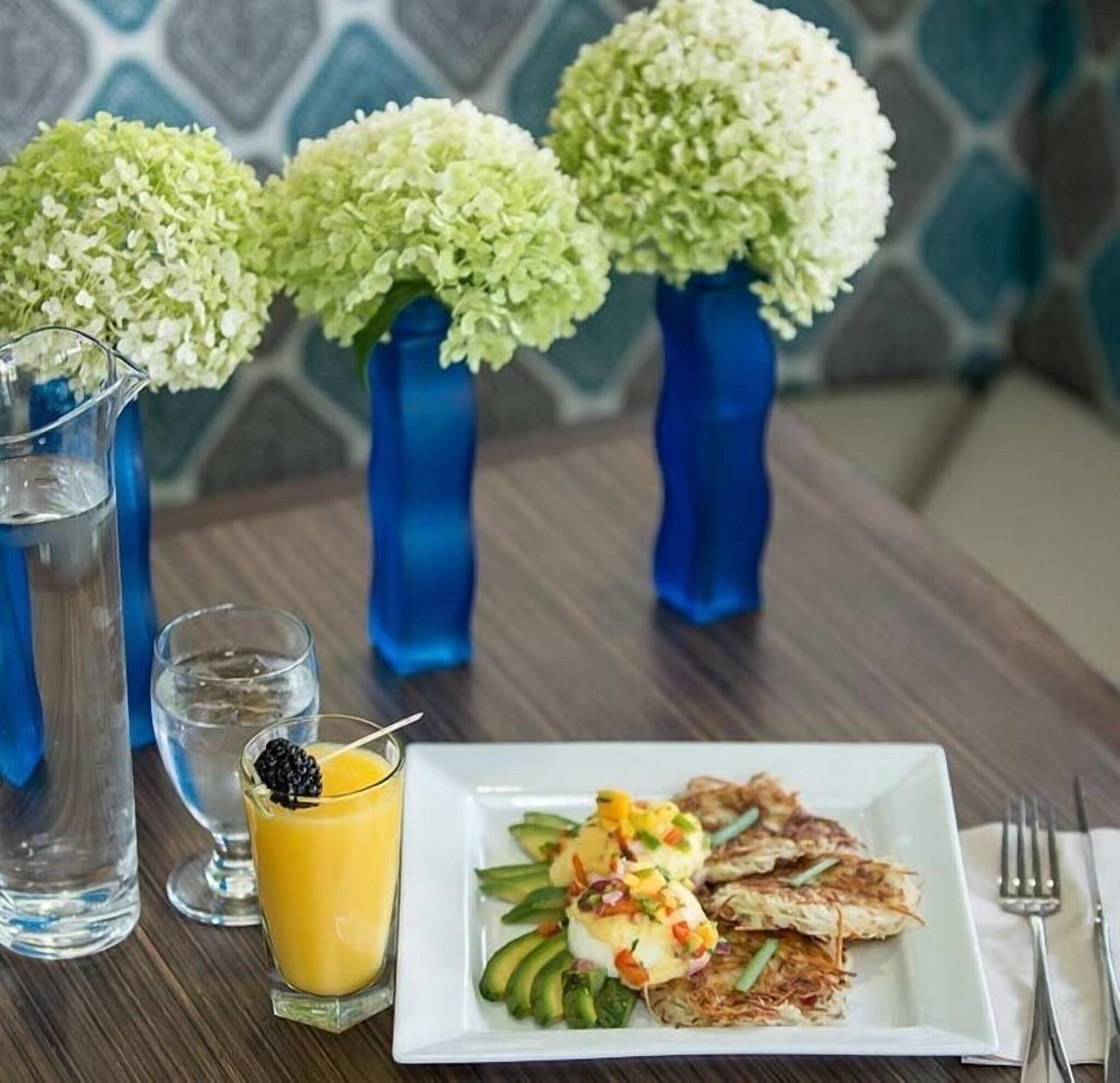 Restaurant Poco Inn and Suites Hotel & Conference Centre