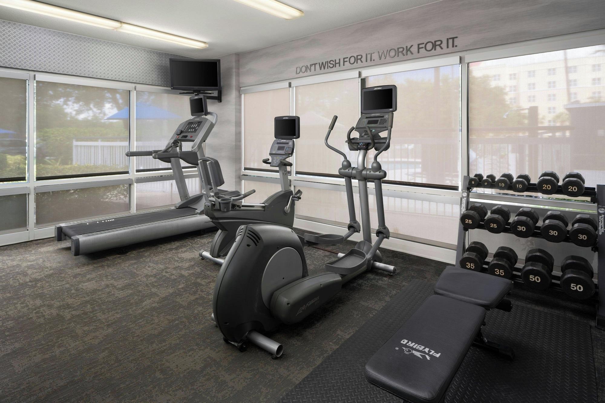 Gimnasio Fairfield Inn By Marriott Orlando Airport