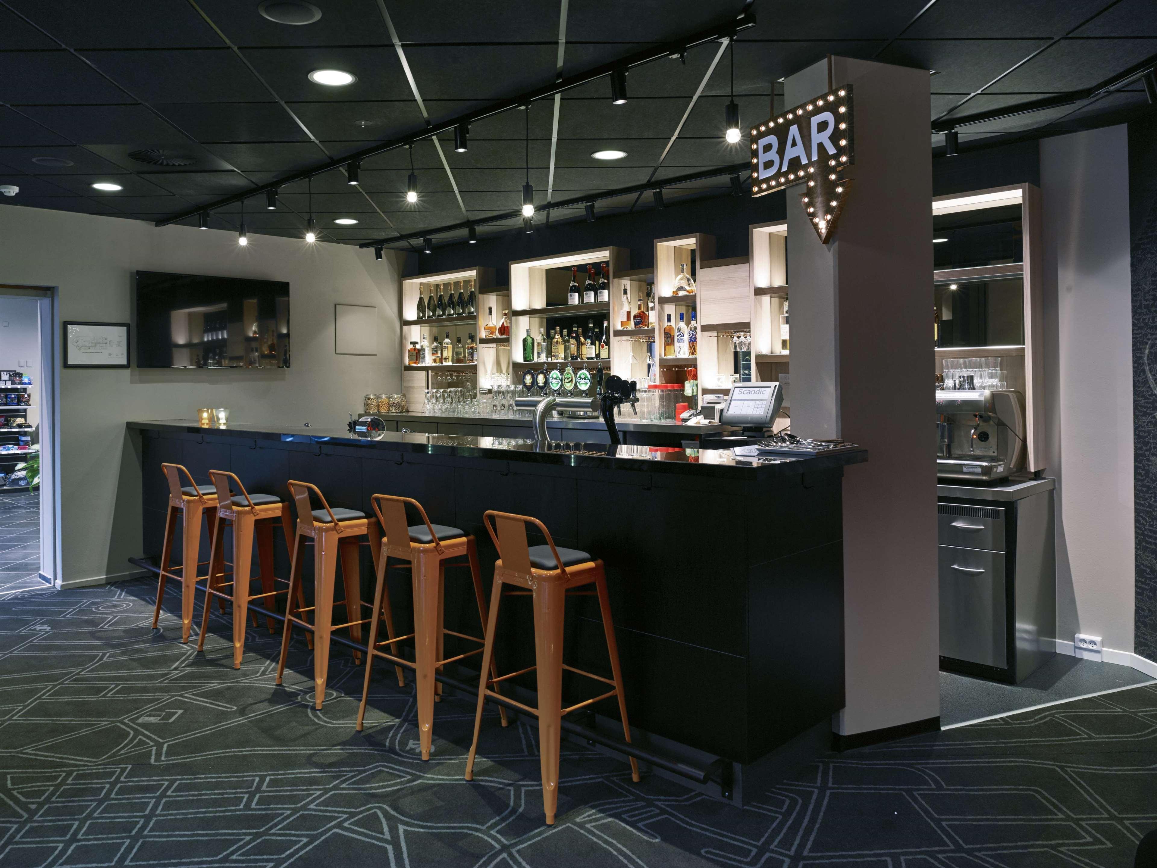 Bar/Salón Scandic Aarhus Vest
