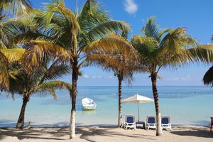 Alojamiento - El Fuerte Beach Resort