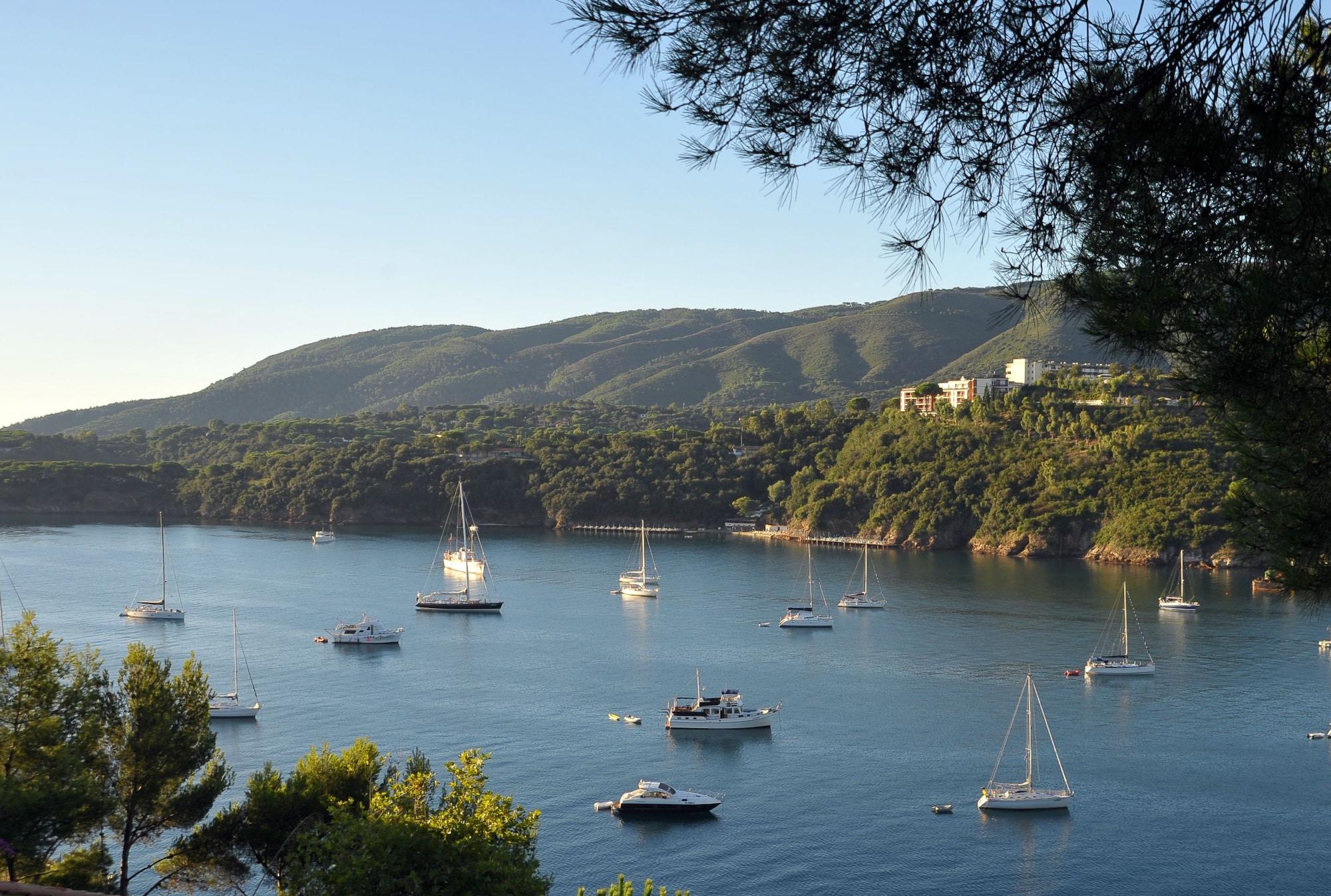 Vista Exterior TH Capoliveri - Grand Hotel Elba International