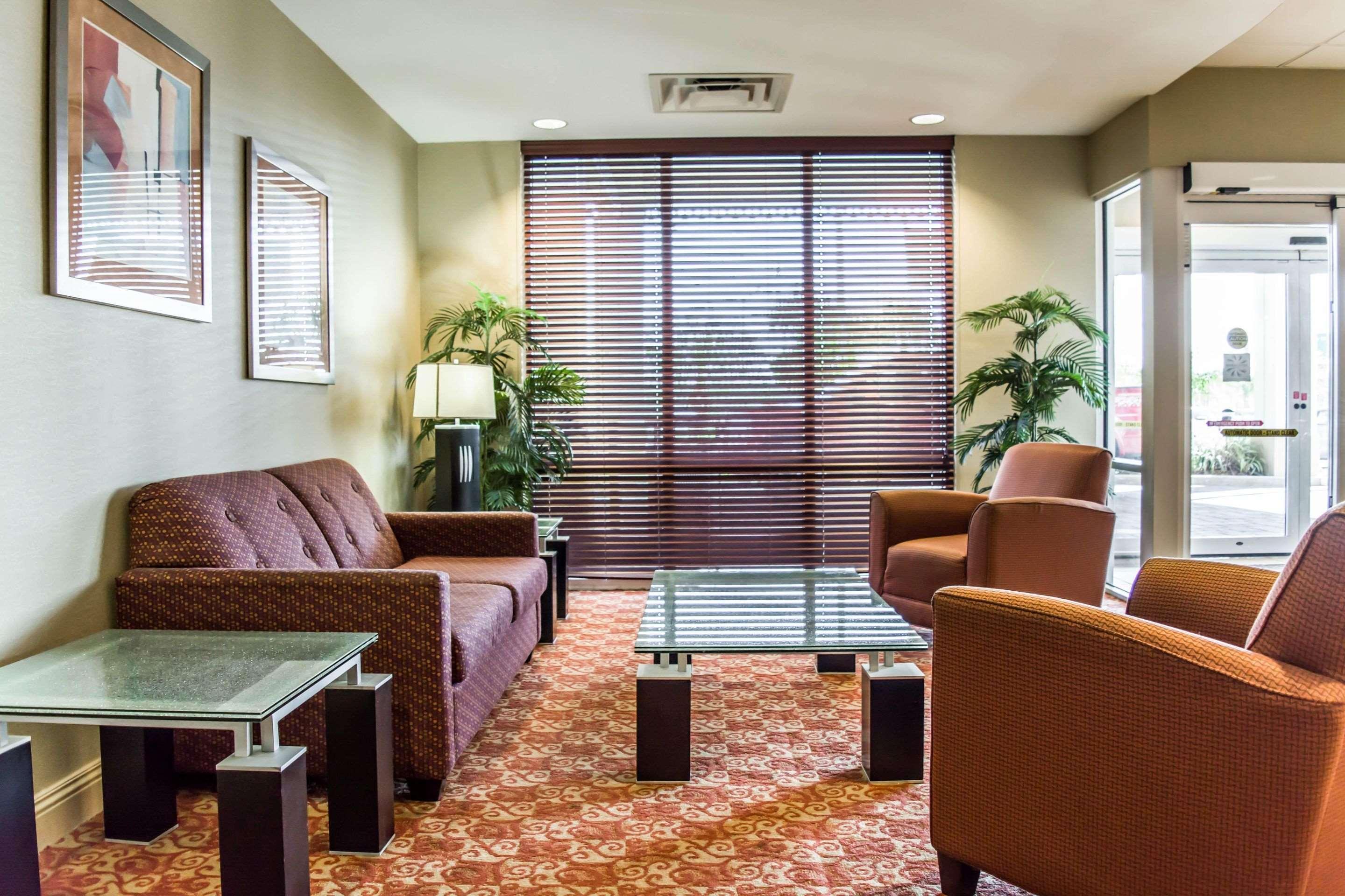 Vista Lobby Comfort Suites Palm Bay - Melbourne