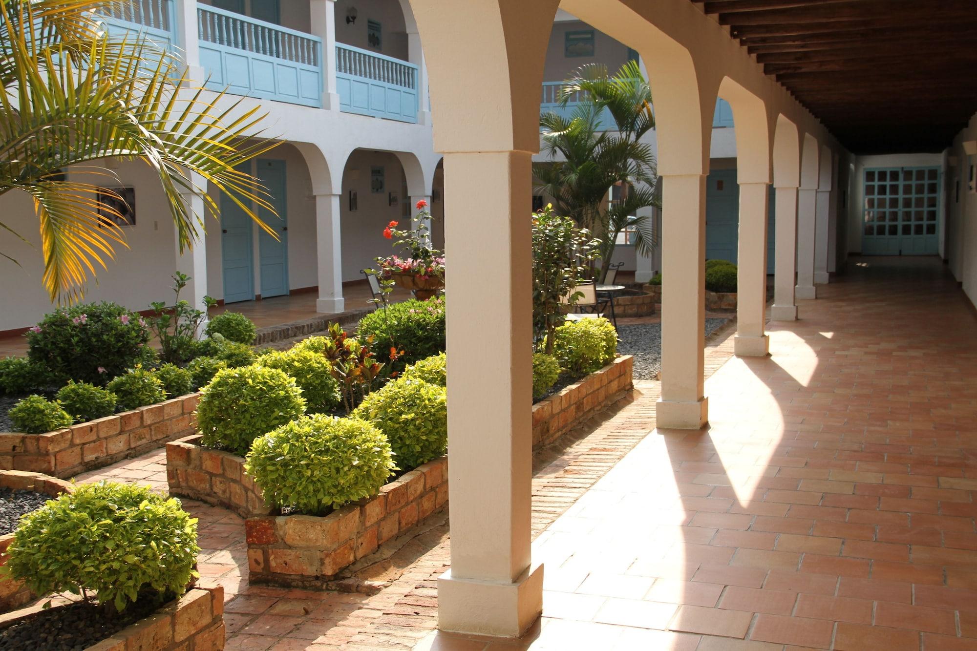 Vista Exterior Hotel Aqua Vitae