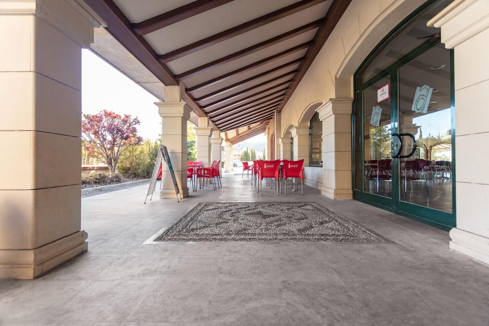 Vista Exterior Hotel Abades Guadix