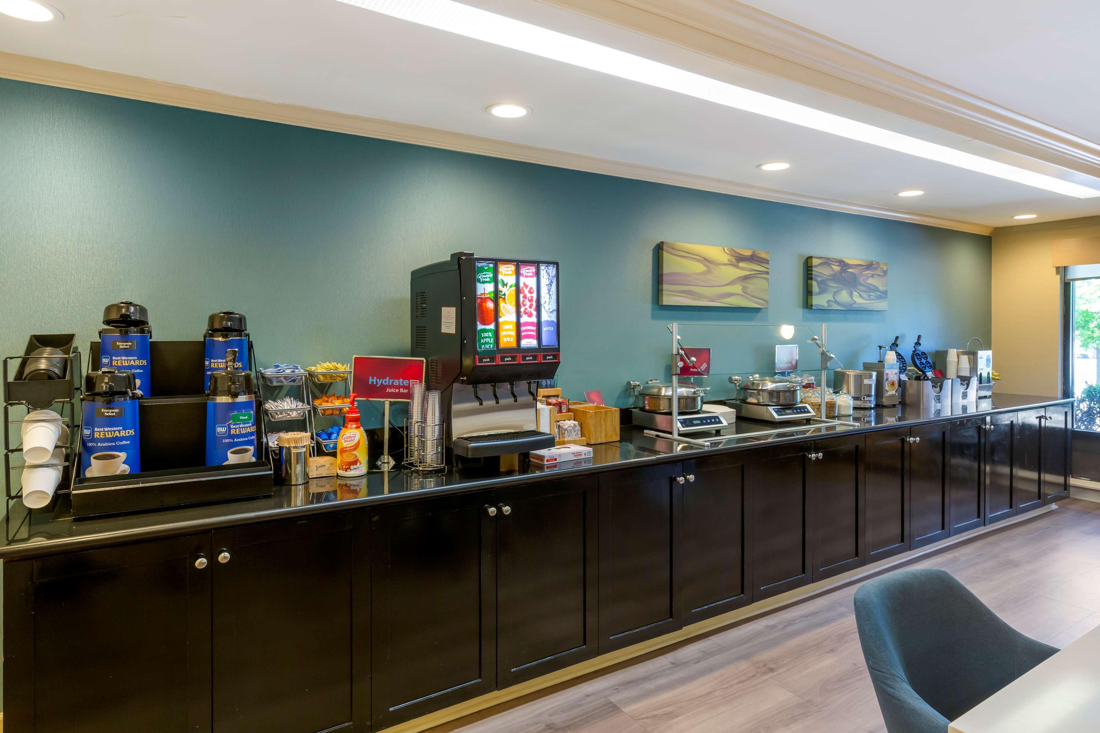 Restaurant Best Western Plus Cary Inn - NC State