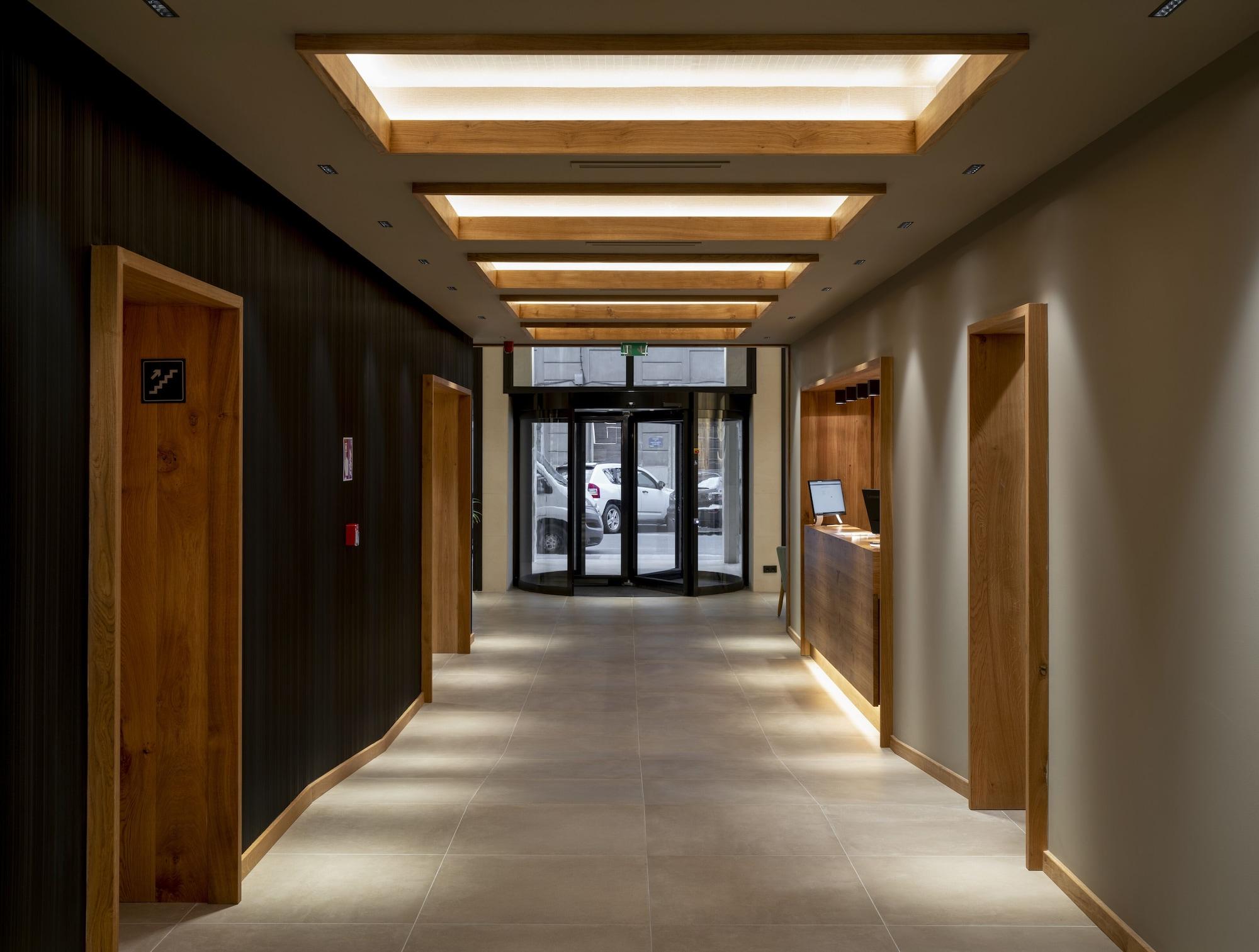 Vista Lobby Hotel Ciudad de Logroño