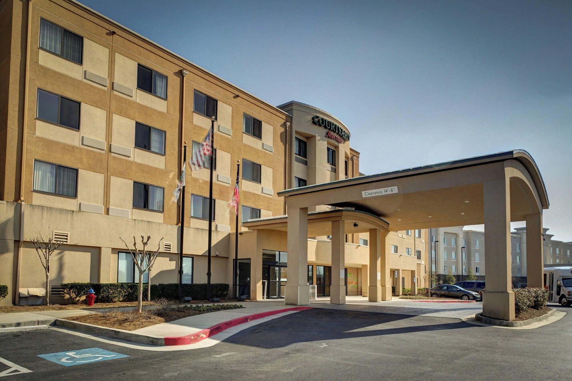 Vista Exterior Courtyard by Marriott Atlanta Airport West