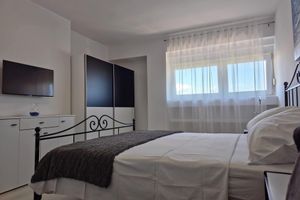 Alquiler Vacacional - Apartment Andrada - One-Bedroom Apartment with Balcony and Sea View