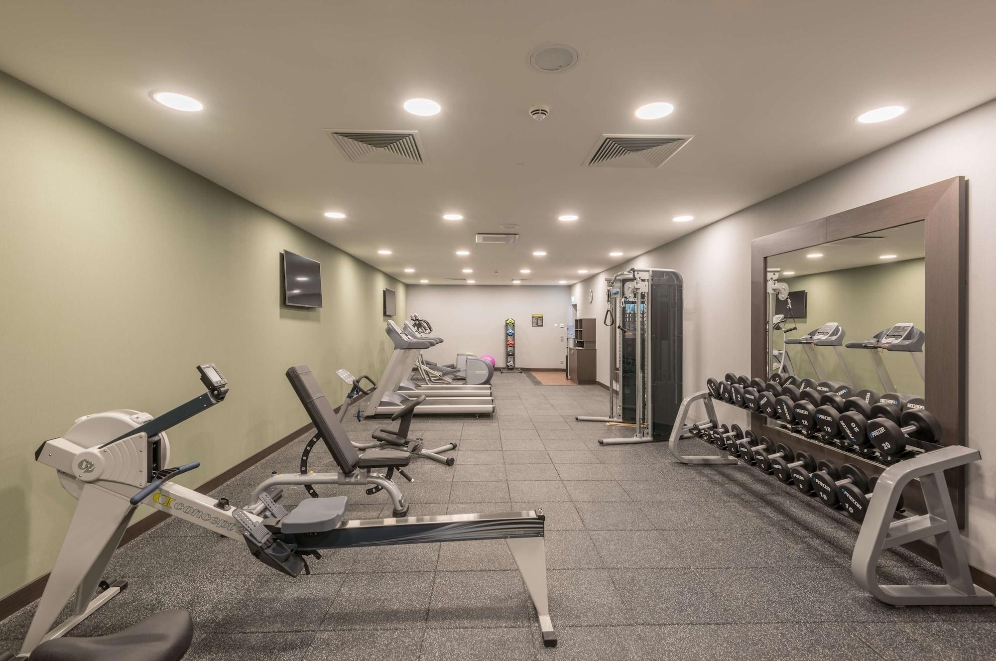 Gimnasio Hilton Garden Inn Munich City Centre West, Germany