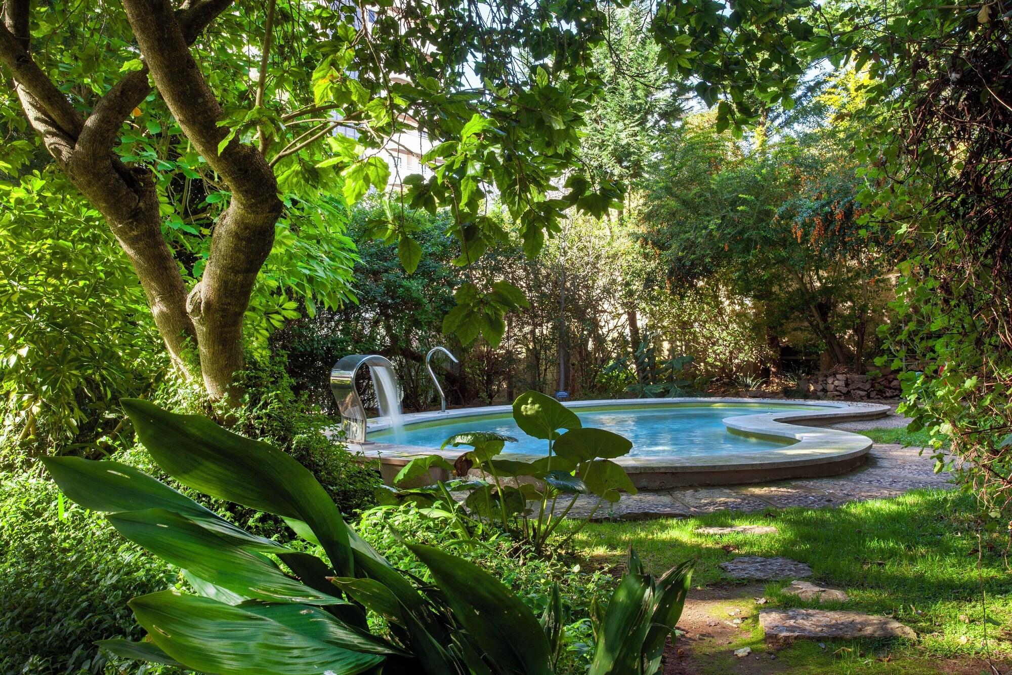 Vista Exterior Casa Vela Boutique House