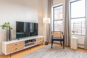 Alquiler Vacacional - Cypress Court III by Rove Travel 1BR Harlem Apt