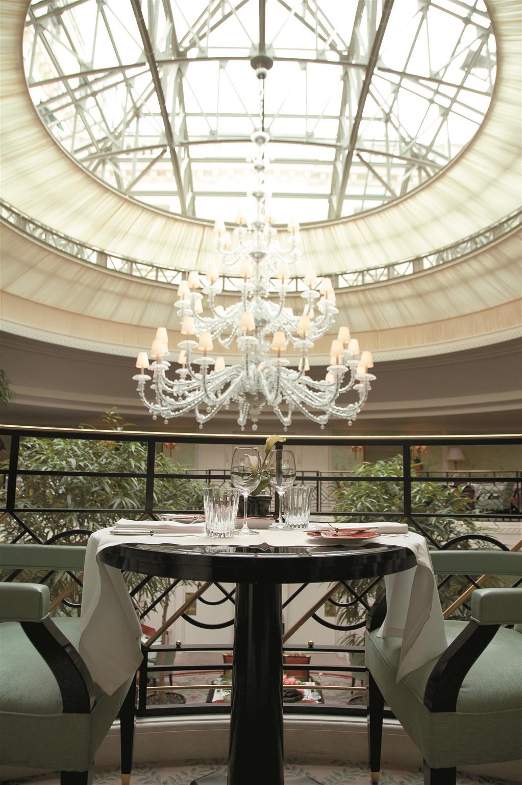 Hotel Shangri-La Hotel Paris