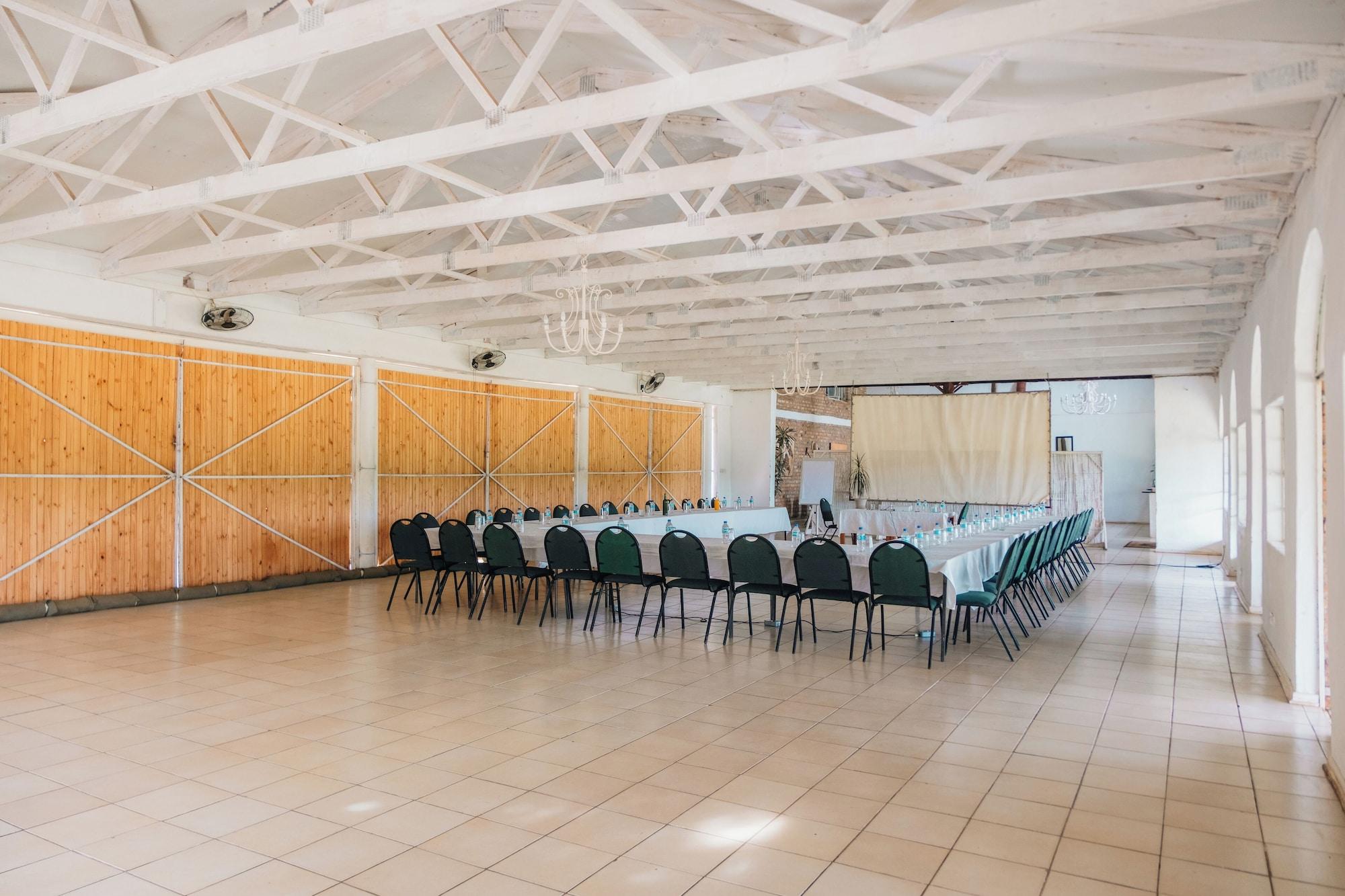 Sala de Reuniones Bushman Rock Safaris