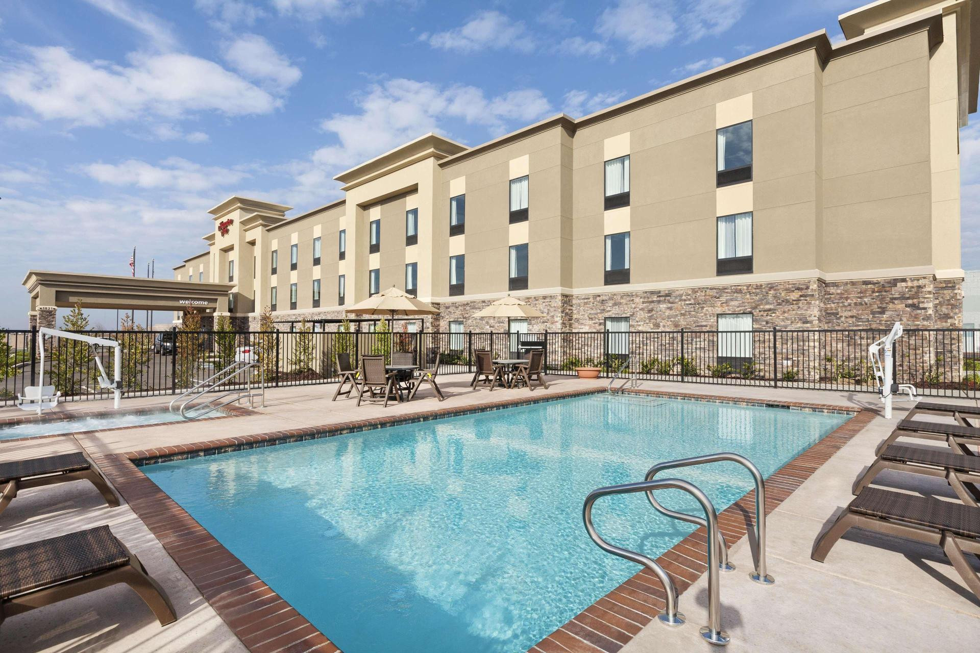 Vista Piscina Hampton Inn Turlock