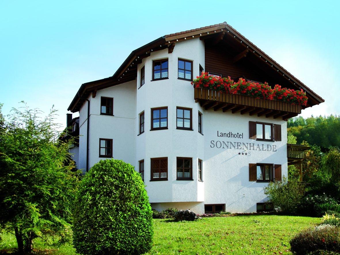Varios Landhotel Sonnenhalde