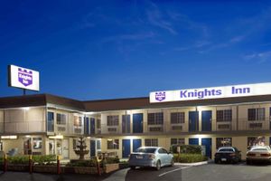 Alojamiento - Knights Inn San Bernardino