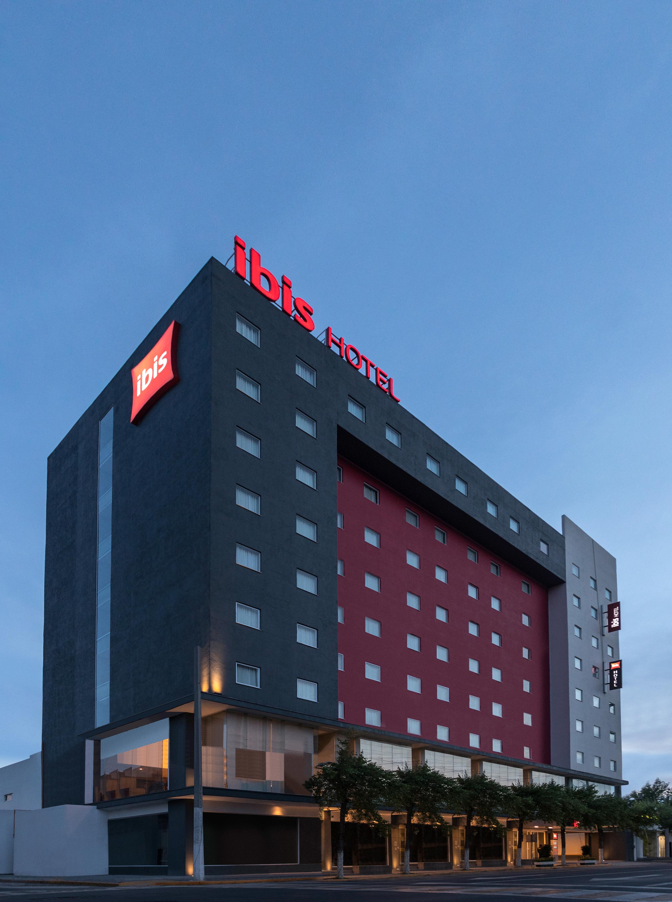 Vista Exterior ibis Mexico Tlalnepantla