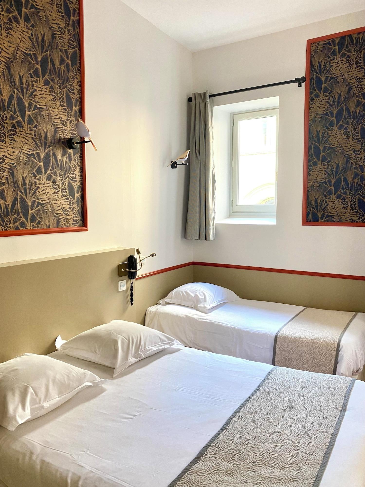 Habitación HOTELO Lyon Charité