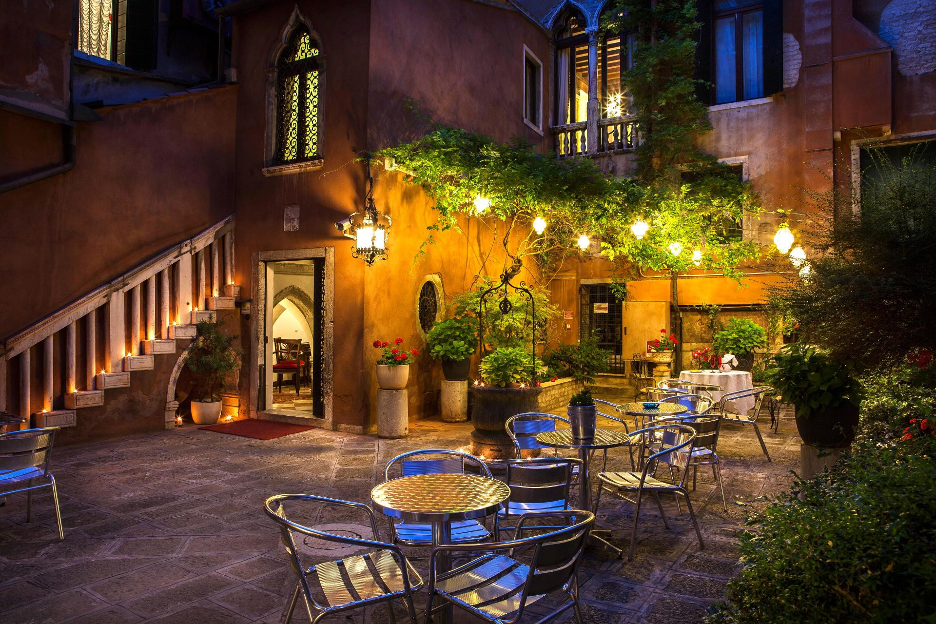 Varios Hotel San Moisè