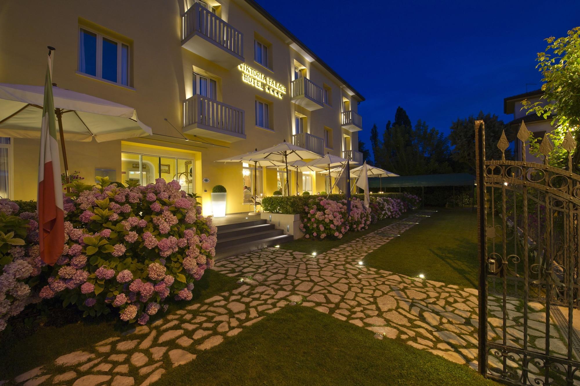 Vista Exterior Viktoria Palace Hotel