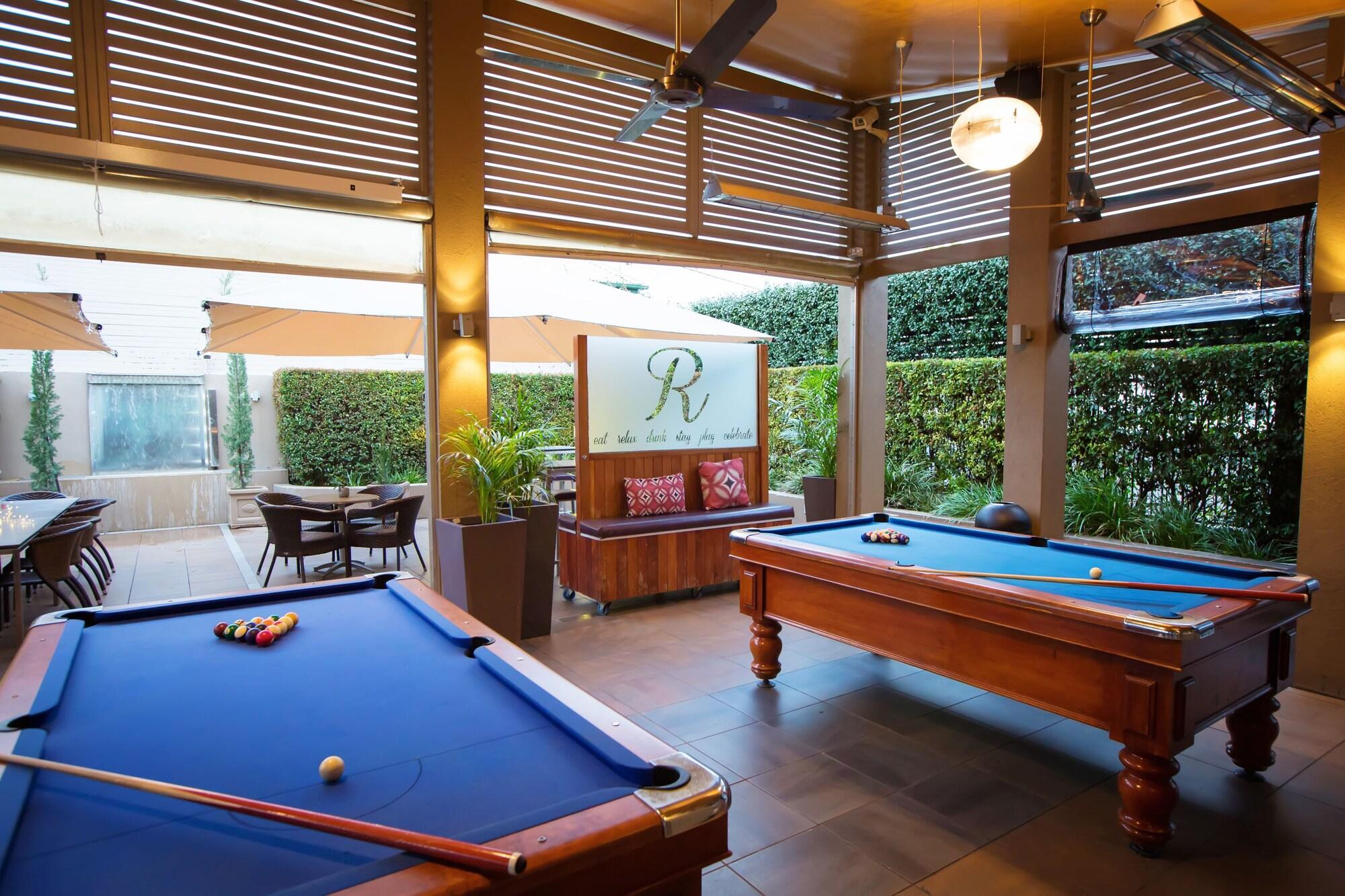 Vista Exterior O Shea S Royal Hotel