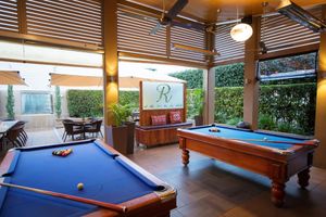 Alojamiento - O Shea S Royal Hotel