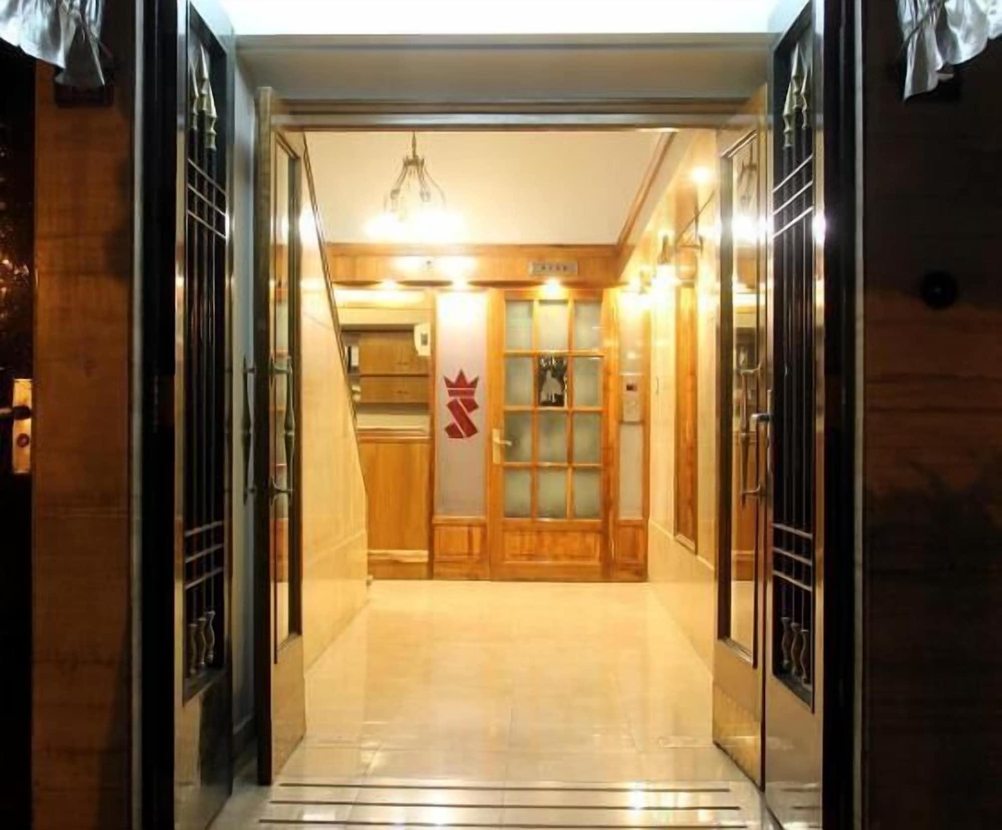 Vista Lobby Hotel Selby