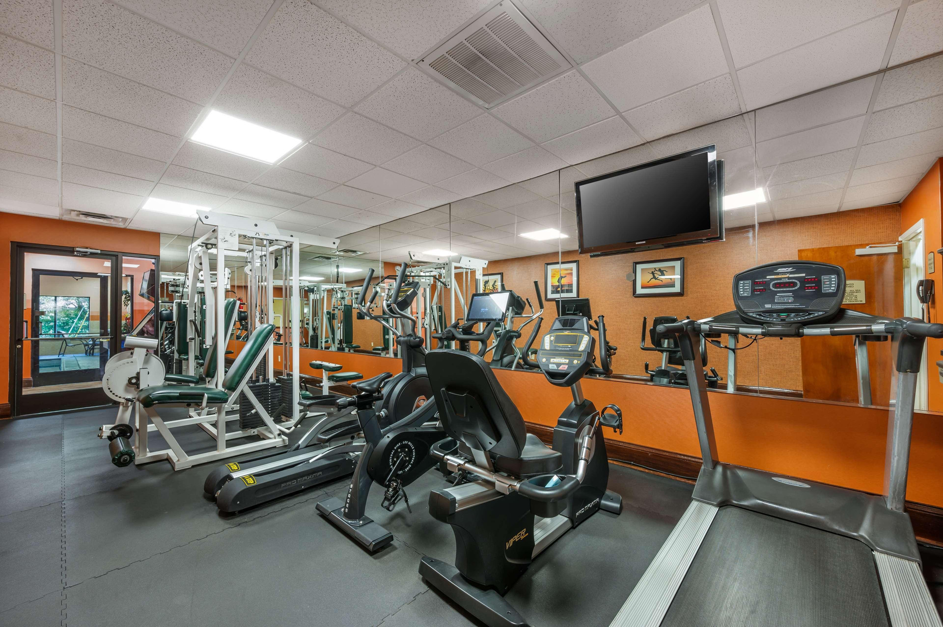 Gimnasio Best Western Plus Georgetown Corporate Center Hotel