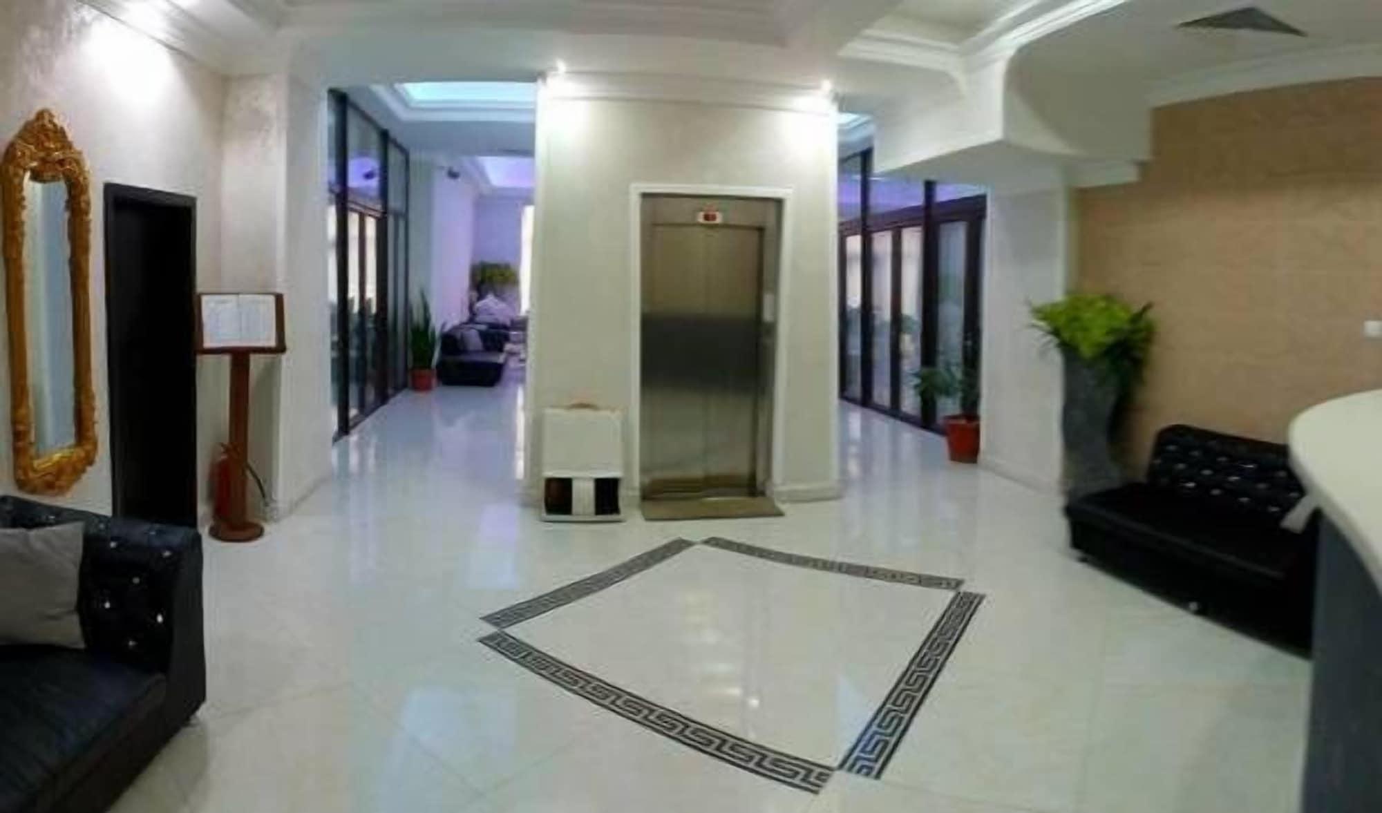 Vista Lobby Hotel Helin Aeroport