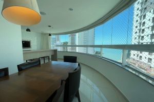Alquiler Vacacional - Linda Vista, Um apartamento por andar, 3 Suítes, 2 Garagens