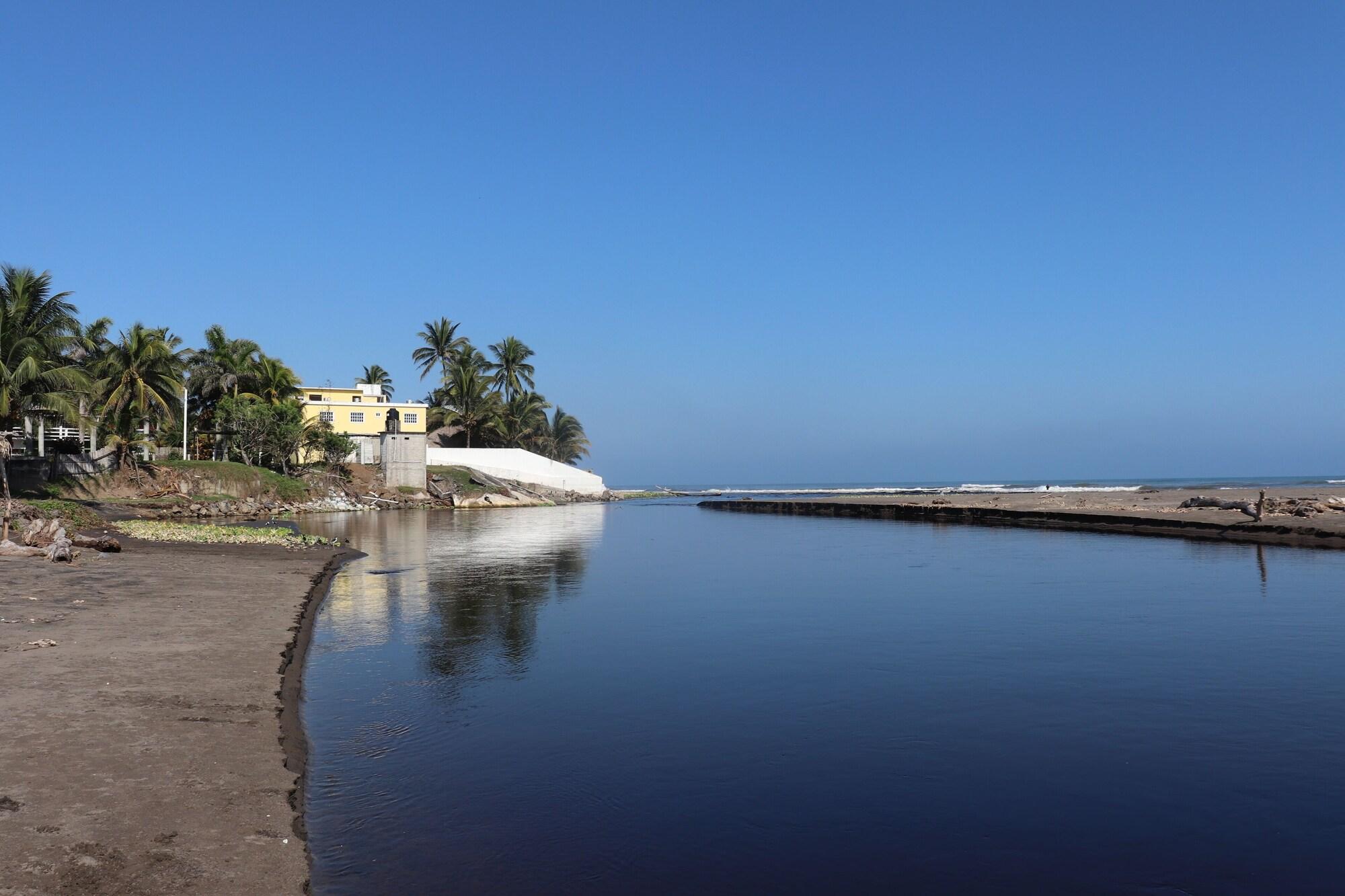 Playa Lunazul Hotel By Rotamundos