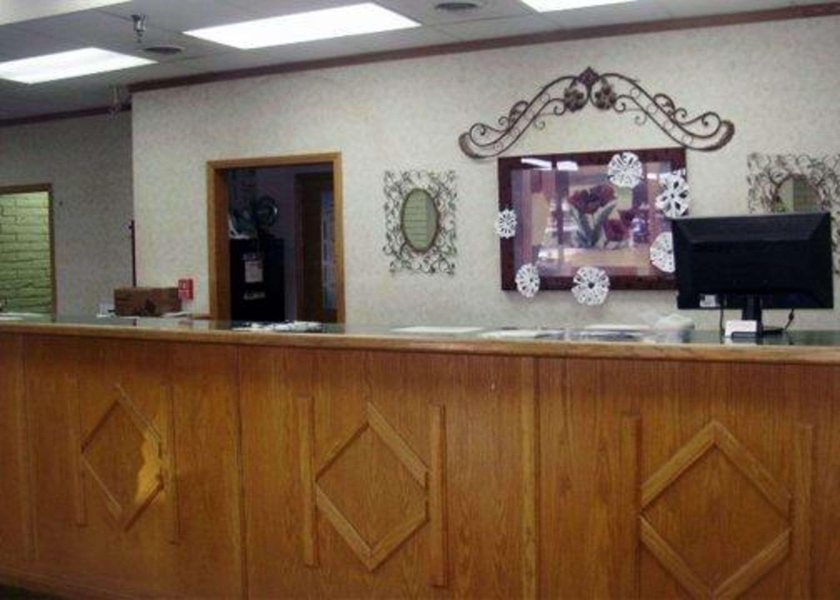 Vista Lobby Econo Lodge Elk City