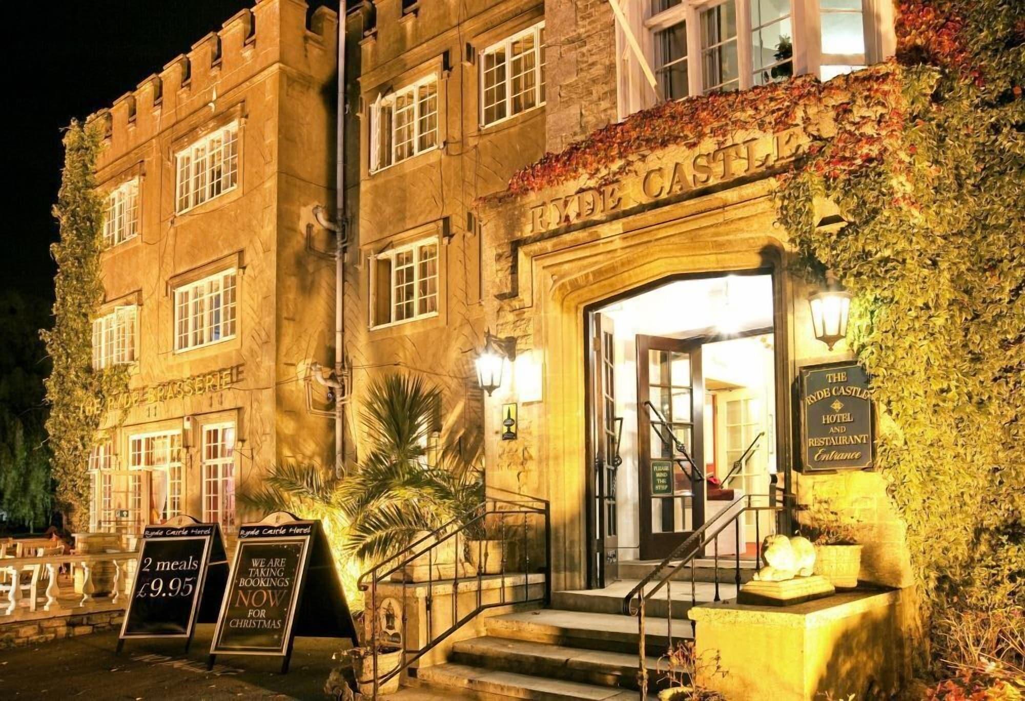 Vista Exterior Ryde Castle Hotel by Greene King Inns