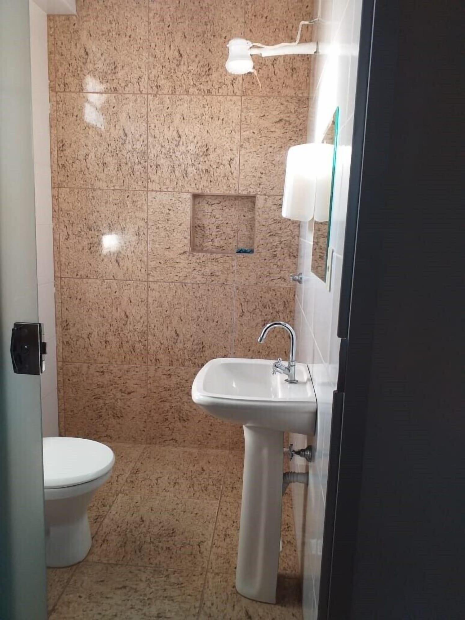 Equipamiento de Habitación Hostel Goiânia..