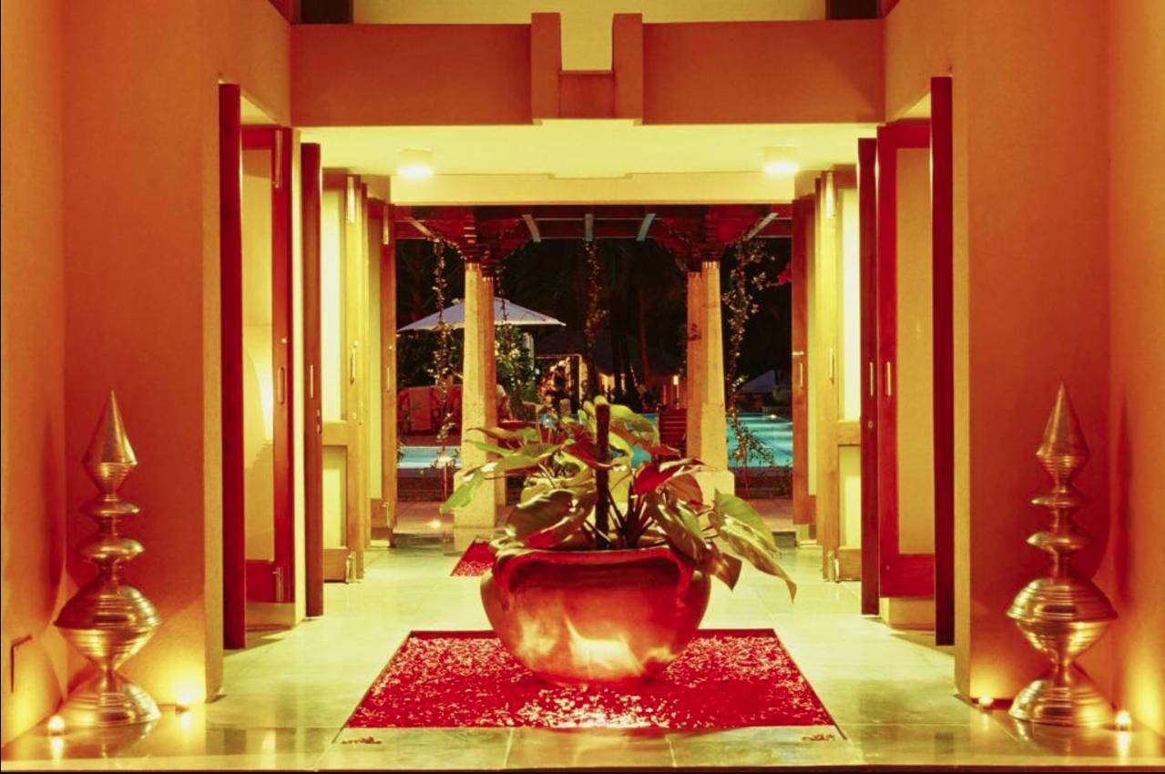 Vista Lobby Shreays Retreat