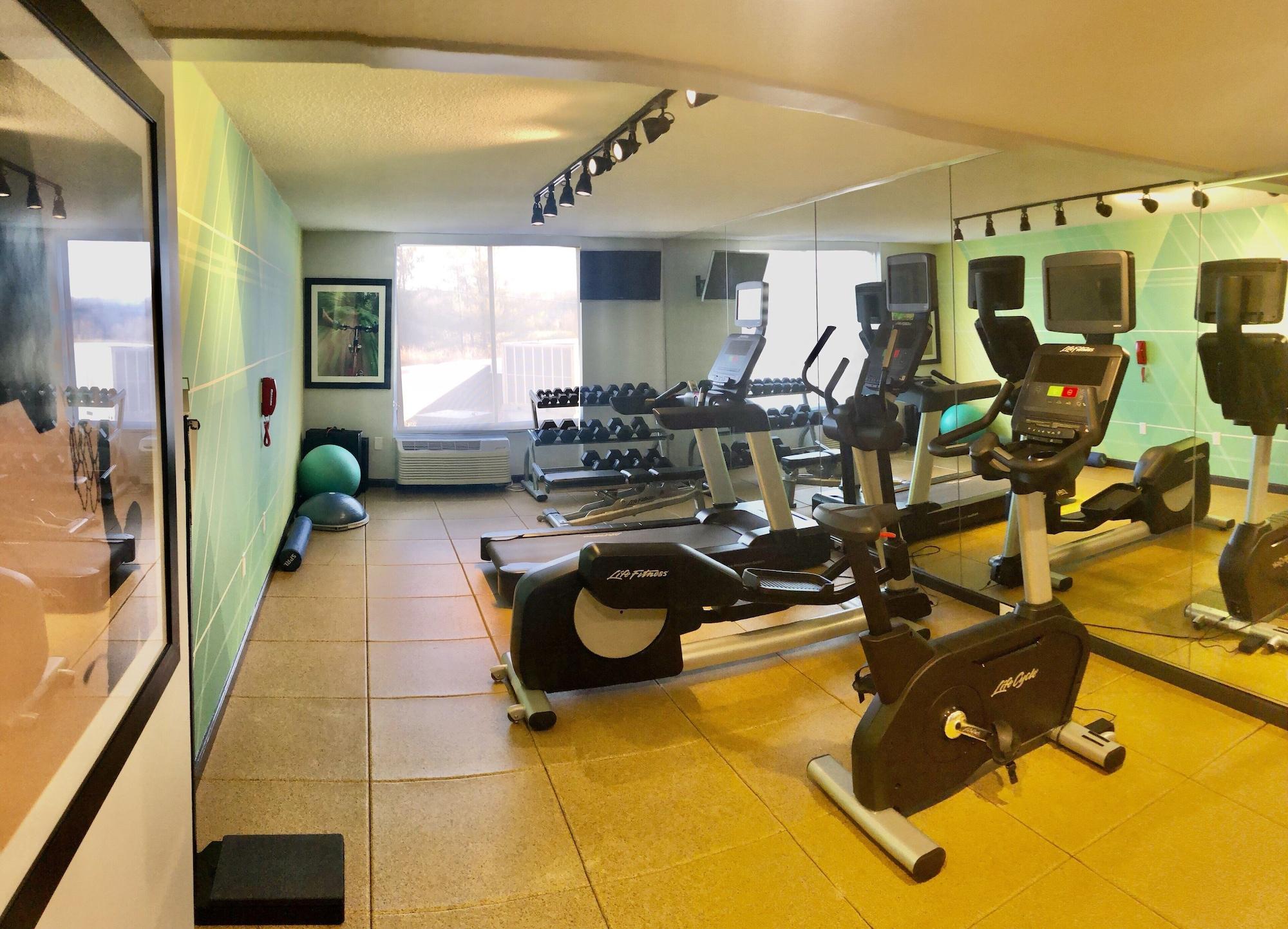 Gimnasio Holiday Inn Staunton Conference Center by IHG