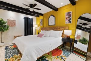 Alquiler Vacacional - Casa Alebrije is a cozy apartment King size bed fully equippedin weslaco