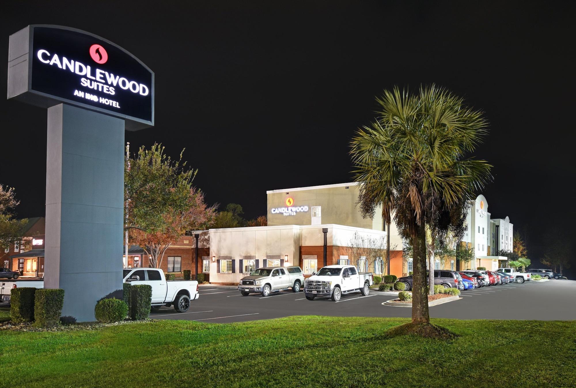Varios Candlewood Suites Sumter by IHG