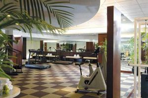 Alojamiento - New World Shenyang Hote