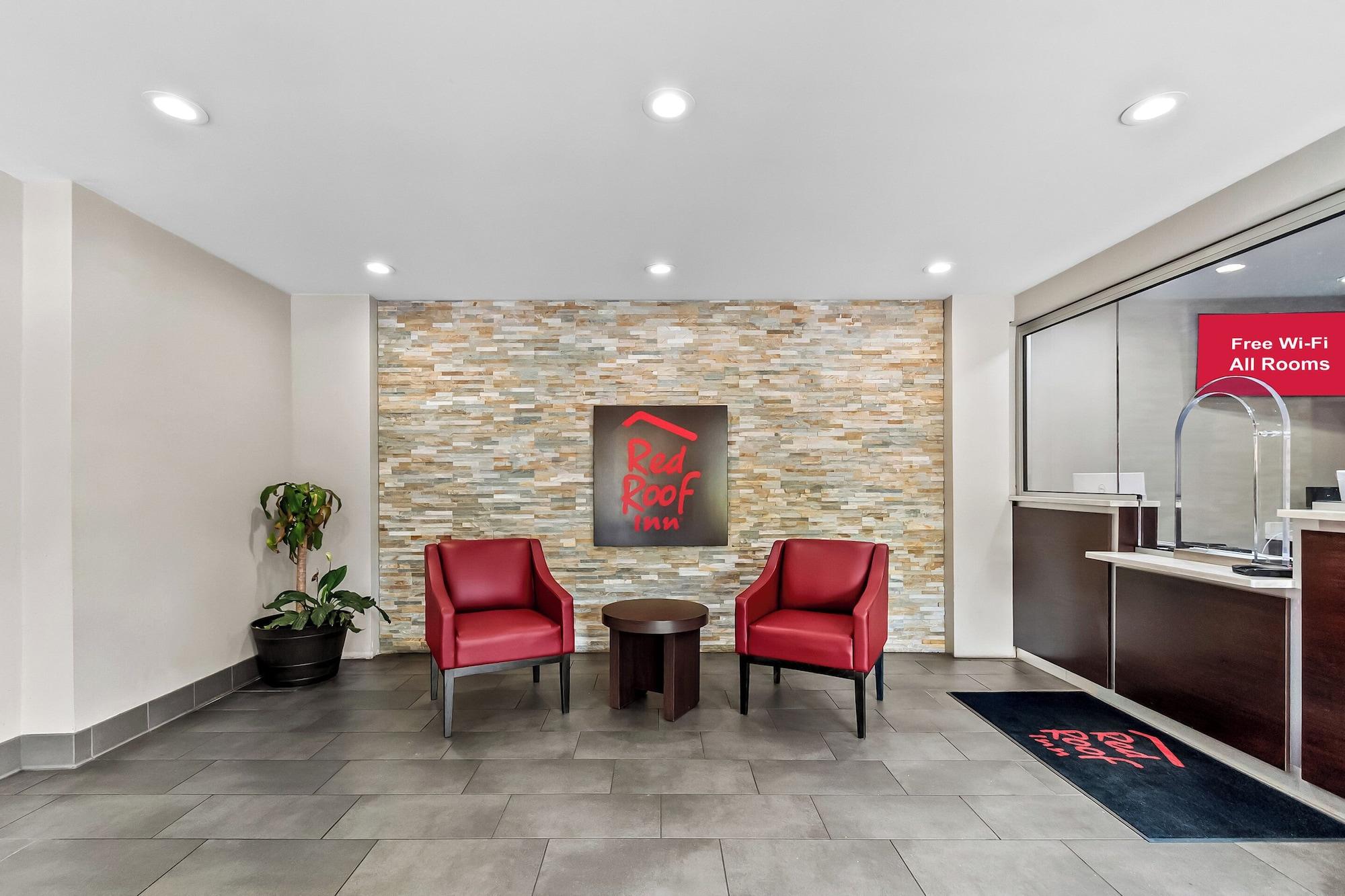 Vista Lobby Red Roof Inn Washington, DC