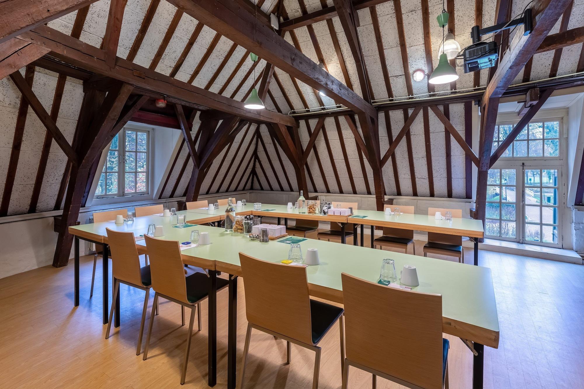 Sala de Reuniones Stayokay Utrecht Bunnik - Hostel