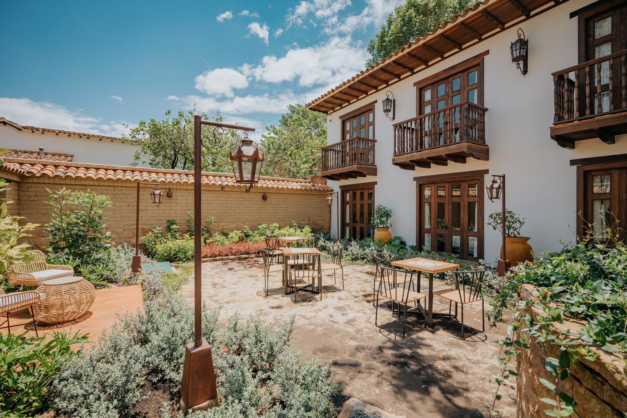 Vista Exterior Hotel Casa Alcestre